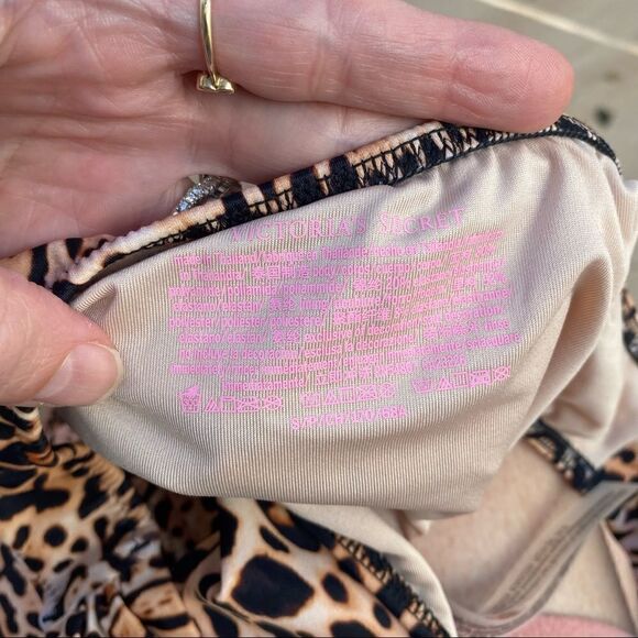Victoria’s Secret leopard bikini top and bottom NWT size XS - Picture 13 of 15